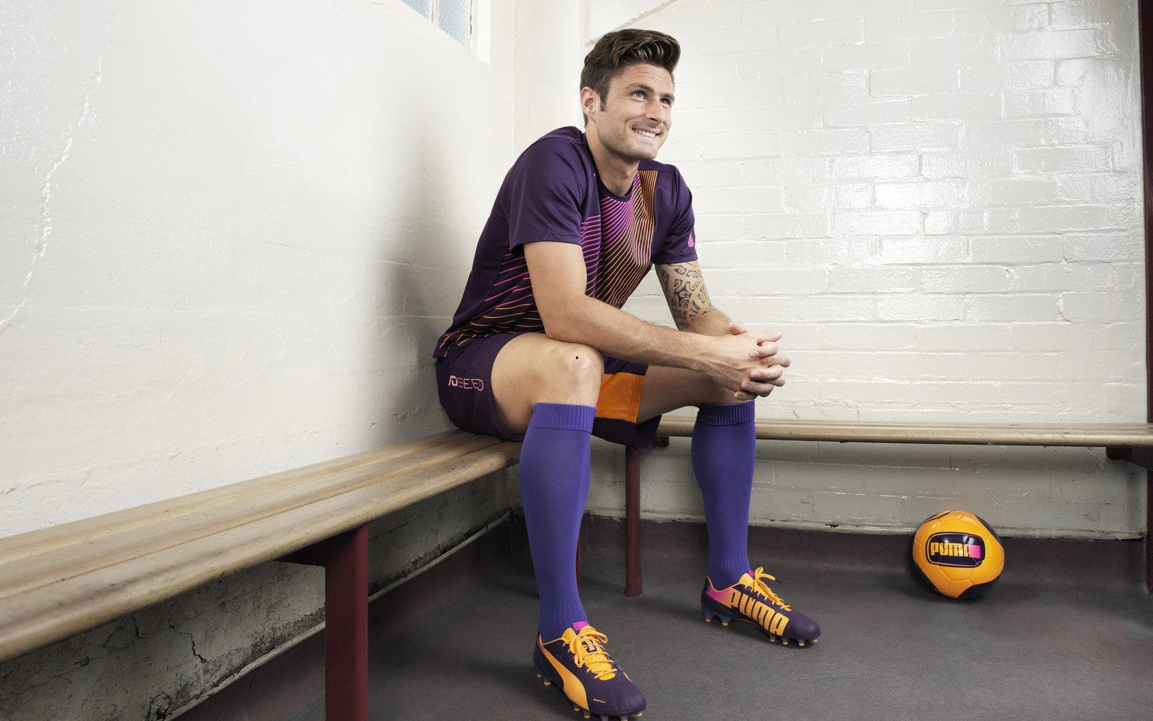 心理博弈与战术完胜,孔蒂率队攻克梅阿查成蓝黑军团头号宿敌