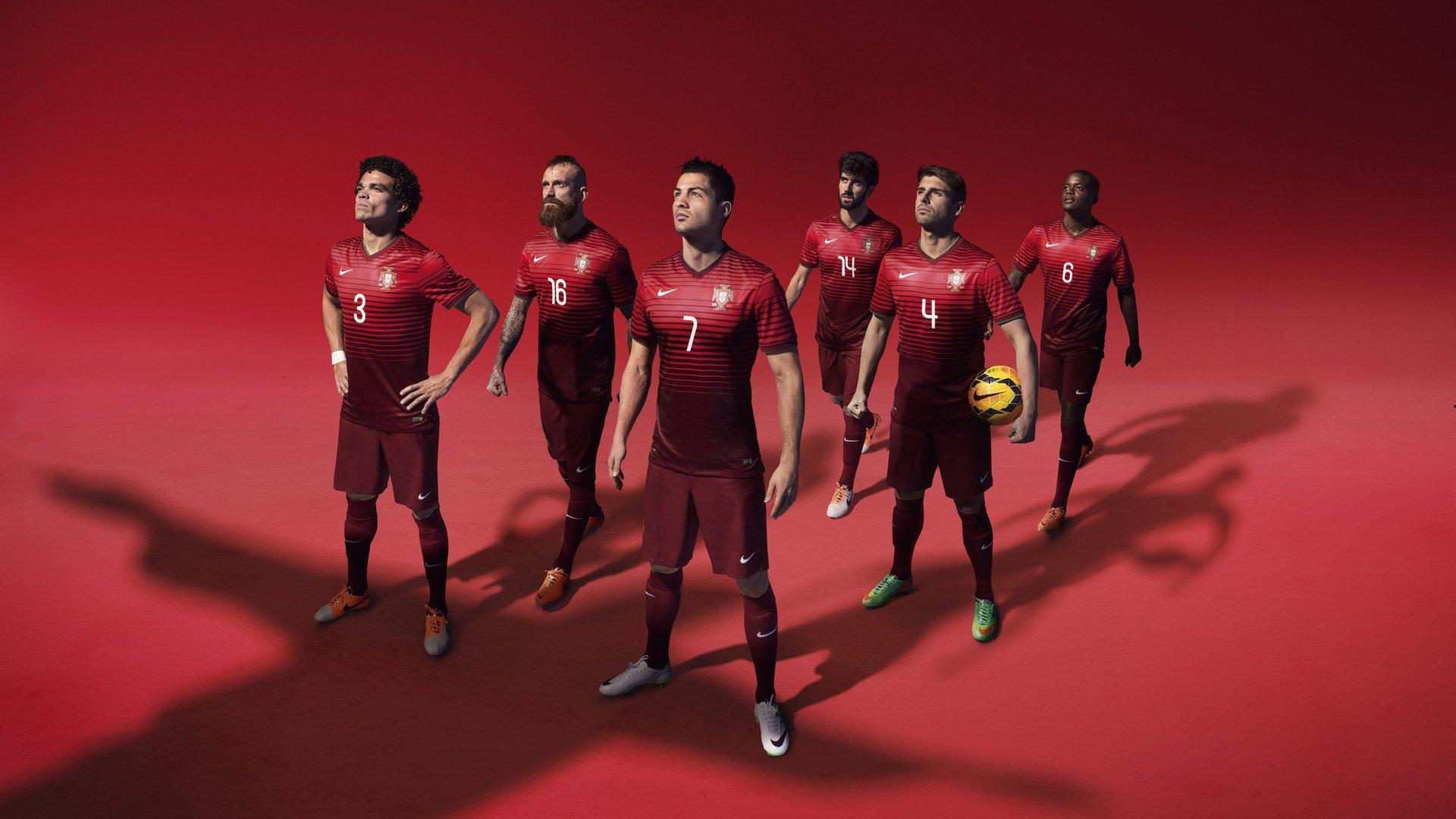 梅西低调现身巴塞罗那引震动，俱乐部大选战局再添关键变数